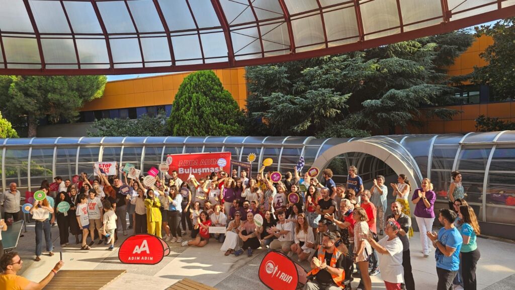 Oyunda Kal Derneği galerisi, 28. fotoğraf